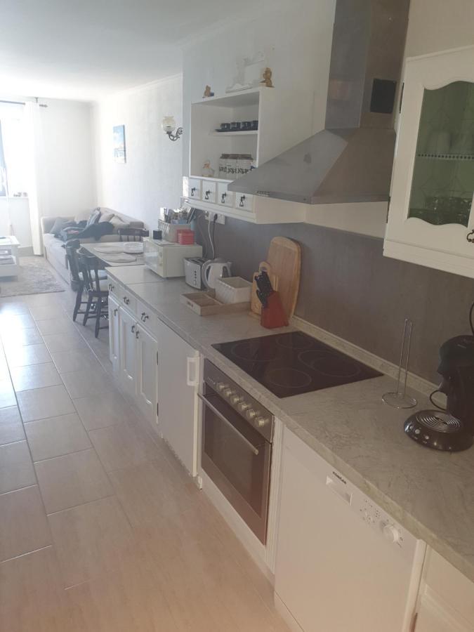 Beachfront House Sea La Vie คาชเตลา ภายนอก รูปภาพ